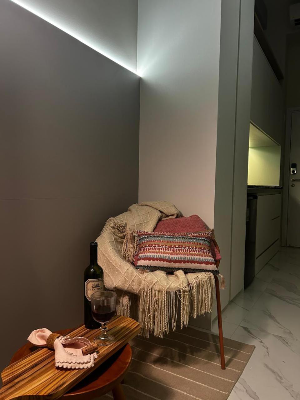Studio Ao Lado Da Berrini, Metro Brooklin E Consulado Americano サンパウロ エクステリア 写真