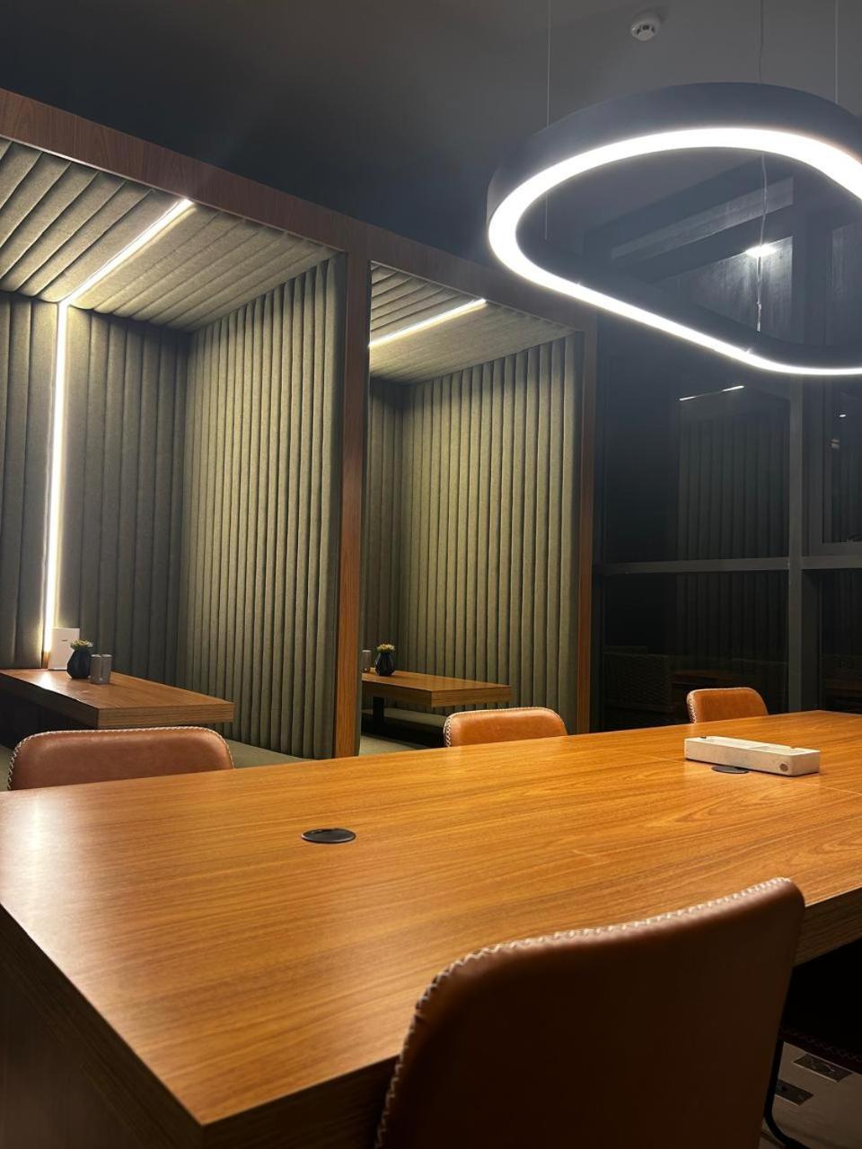 Studio Ao Lado Da Berrini, Metro Brooklin E Consulado Americano サンパウロ エクステリア 写真