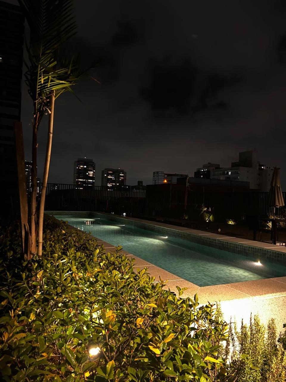 Studio Ao Lado Da Berrini, Metro Brooklin E Consulado Americano サンパウロ エクステリア 写真