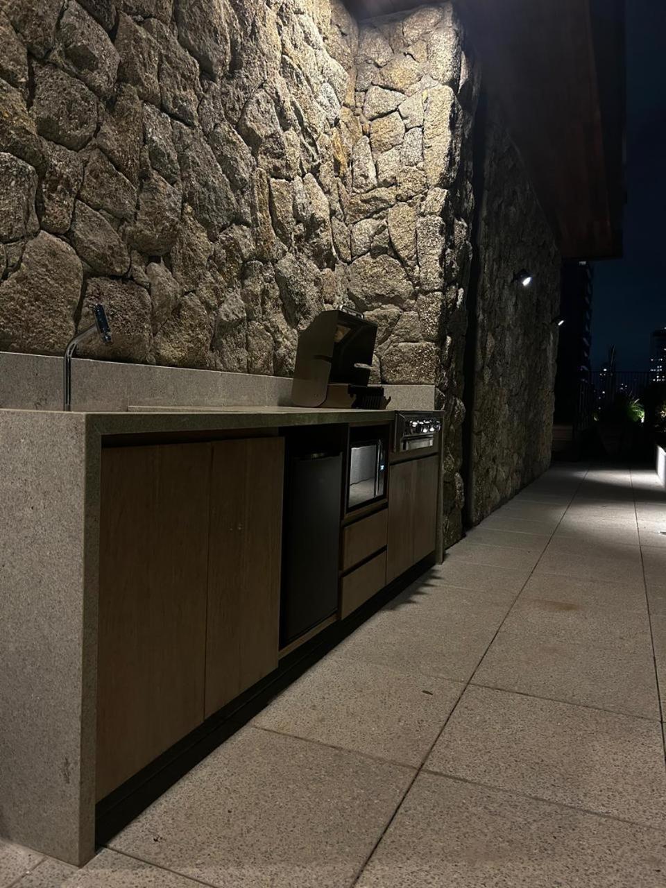 Studio Ao Lado Da Berrini, Metro Brooklin E Consulado Americano サンパウロ エクステリア 写真