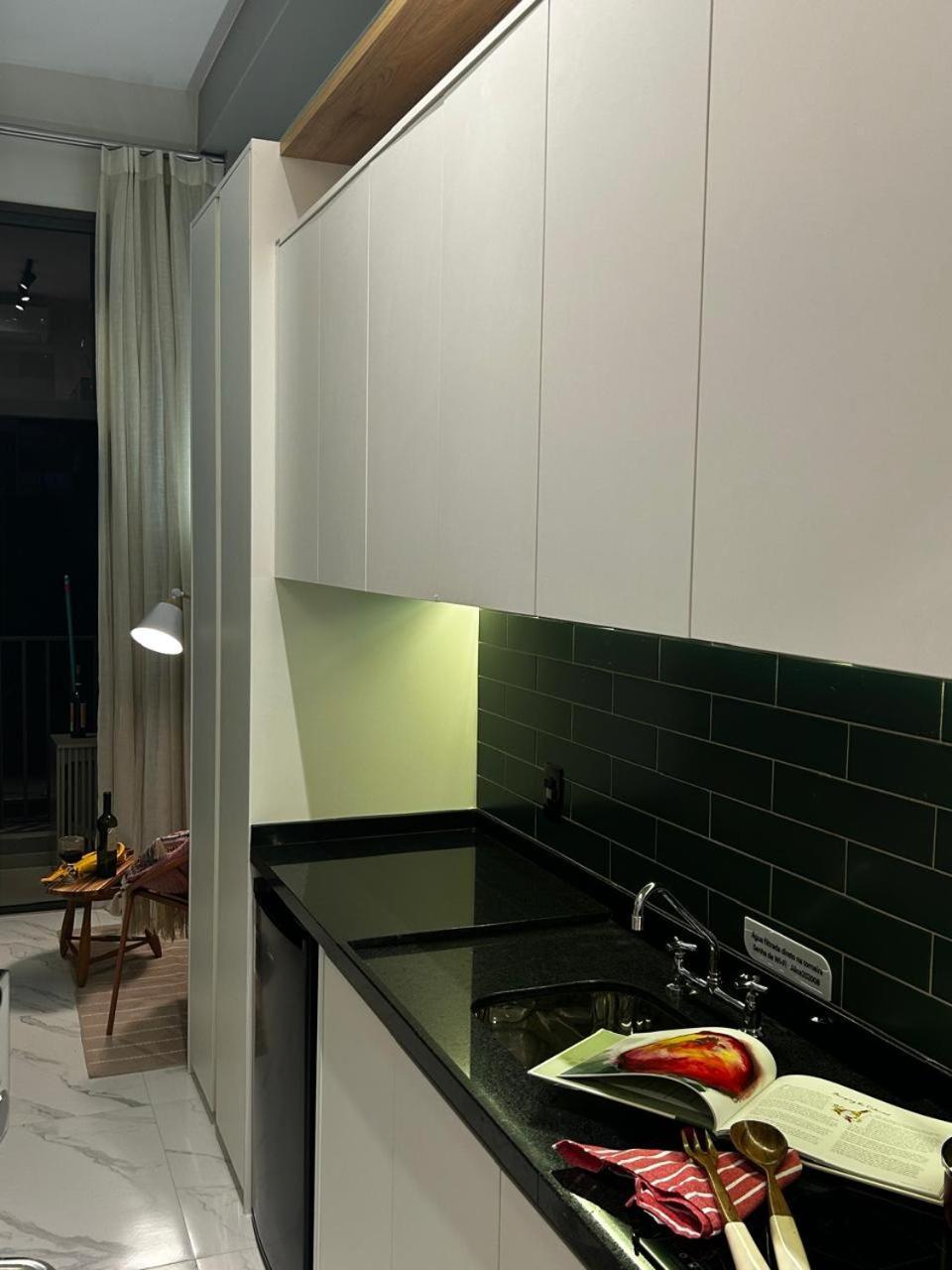 Studio Ao Lado Da Berrini, Metro Brooklin E Consulado Americano サンパウロ エクステリア 写真